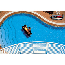 ����� Hilton Cairns, ����