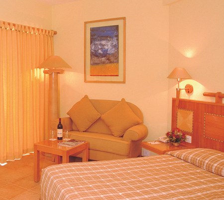 ����� Club Mahindra Varca Beach Resort, ����