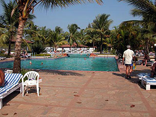 ����� Dona Sylvia, ����