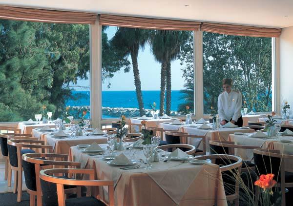 ����� Poseidonia Beach, ����