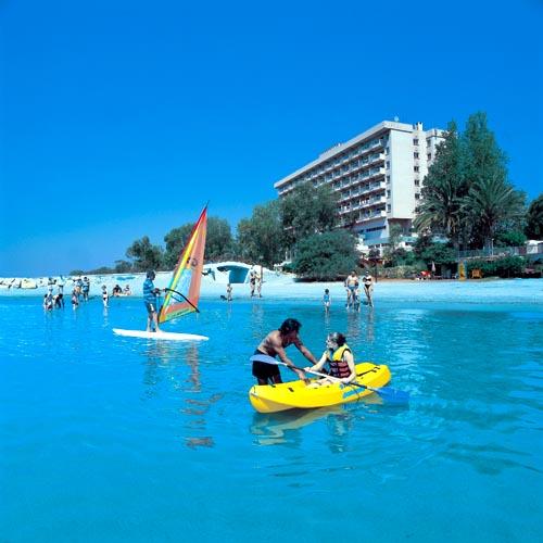 ����� Poseidonia Beach, ����