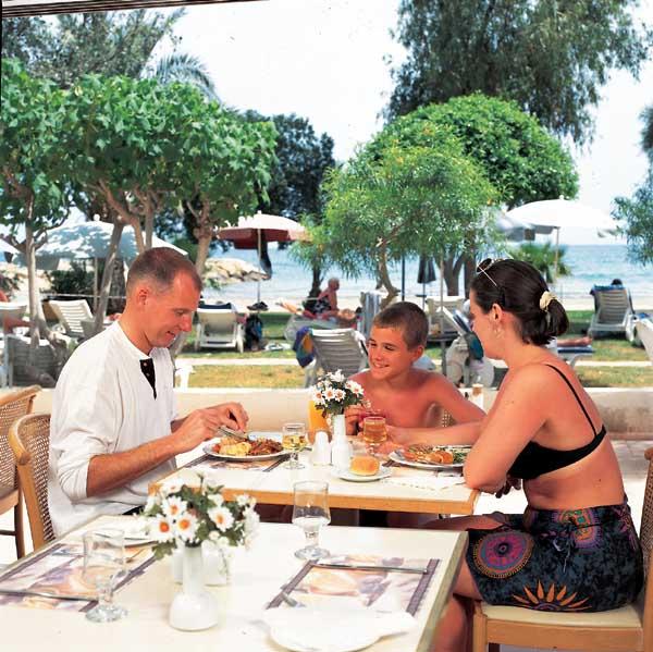 ����� Poseidonia Beach, ����