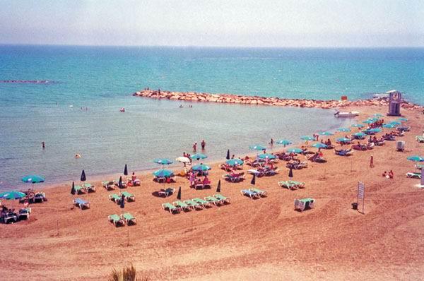 ����� Lenios Beach, ����