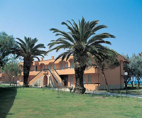 ����� Pine Bay Club, ����