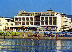 ����� Golden Beach, ����