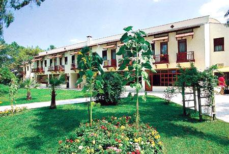 ����� Champion Holiday Village, ����