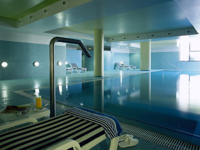 ����� Crown Plaza, ����