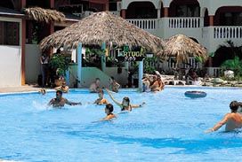 ����� Hacienda Crown Residence Suites, ����