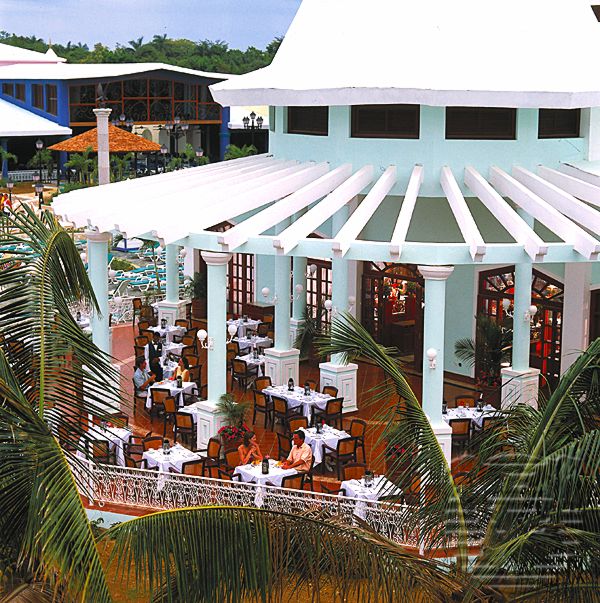 ����� Riu Tropical Bay, ����