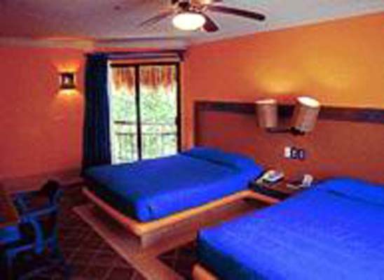 ����� Caracol Village, ����