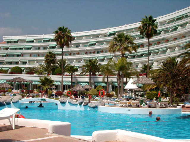 ����� Club Altamira APT, ����
