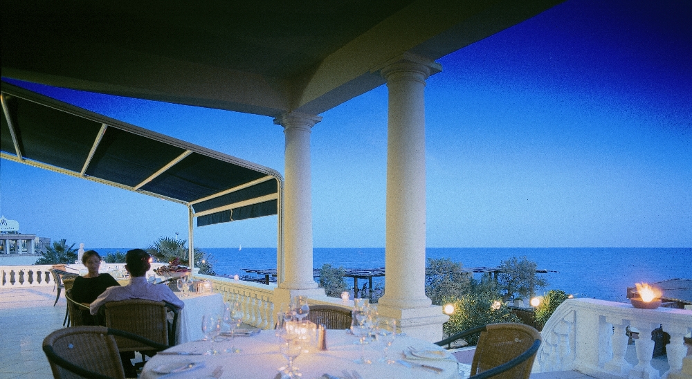 ����� The Westin Dragonara Resort, ����