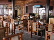 ����� Whispering Palms, ����