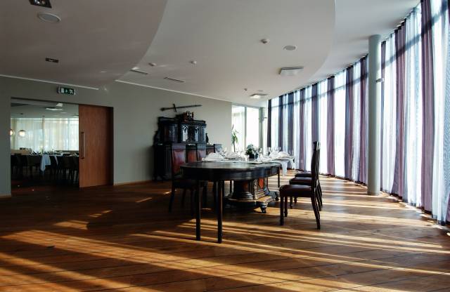 ����� Ruutli Spa Hotel, ����