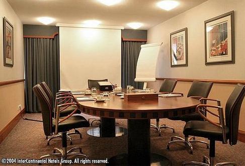 ����� Crowne Plaza Schiphol, ����