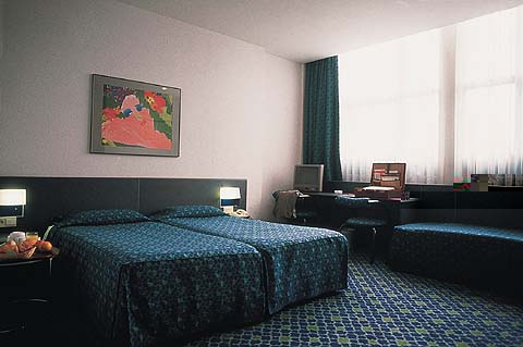 ����� Galaxy Hotel, ����